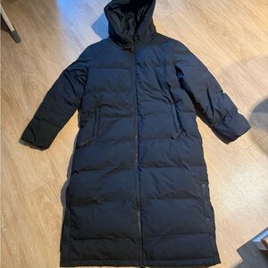 Long Hooded Black Puffer Coat - Women